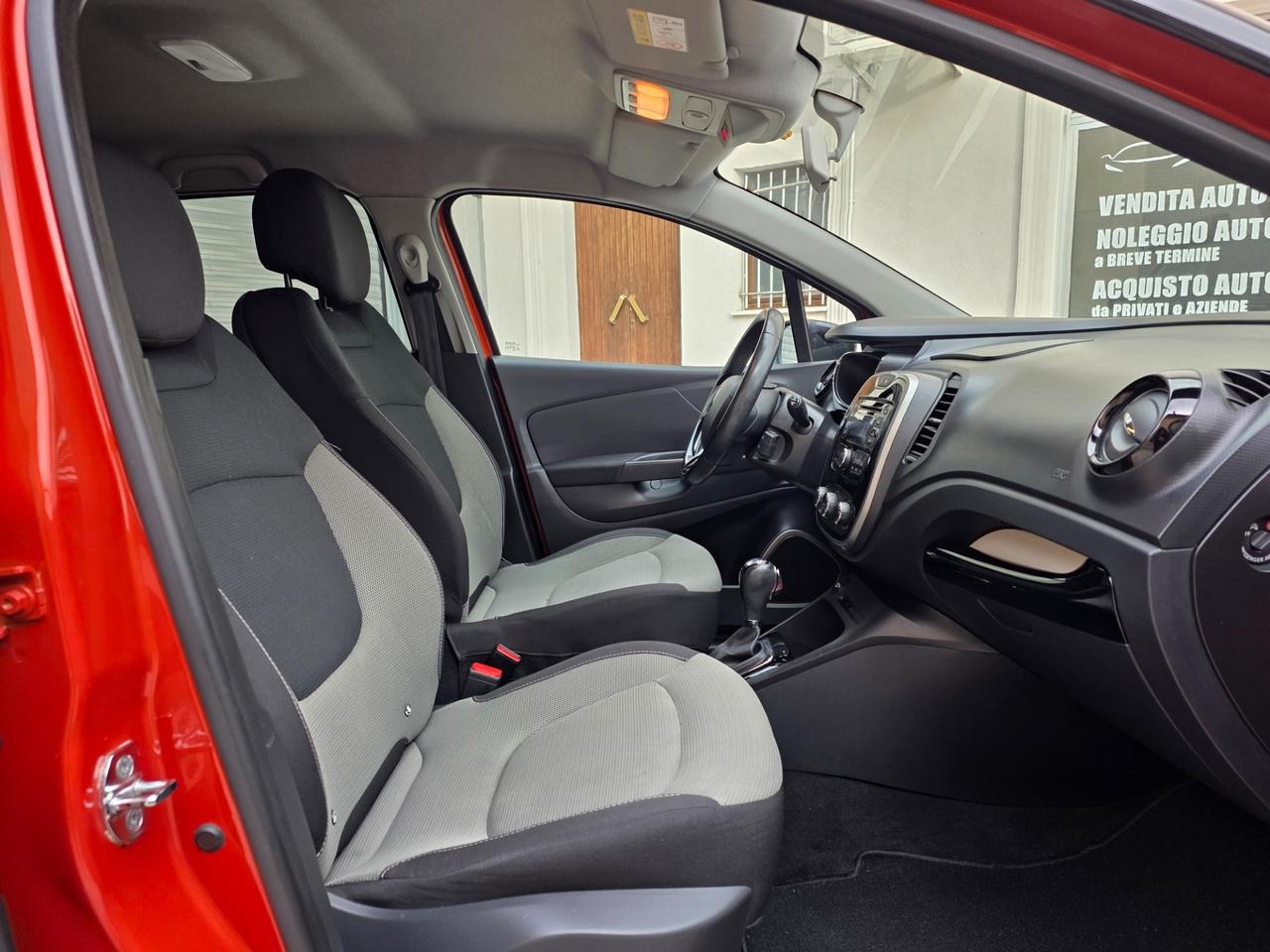 Renault Captur 1.5 dCi - CAMBIO AUTOMATICO