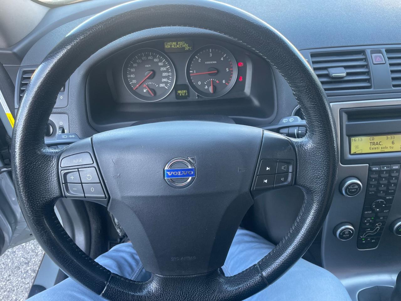 Volvo V50 1.6 D ok neo patentati pronta al uso