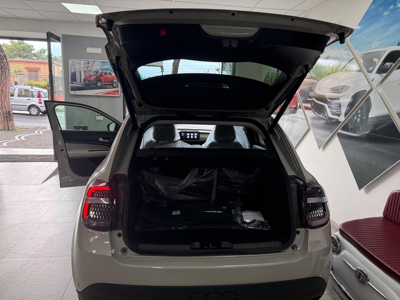 Fiat 600 Hybrid 145 CV DCT MHEV La Prima