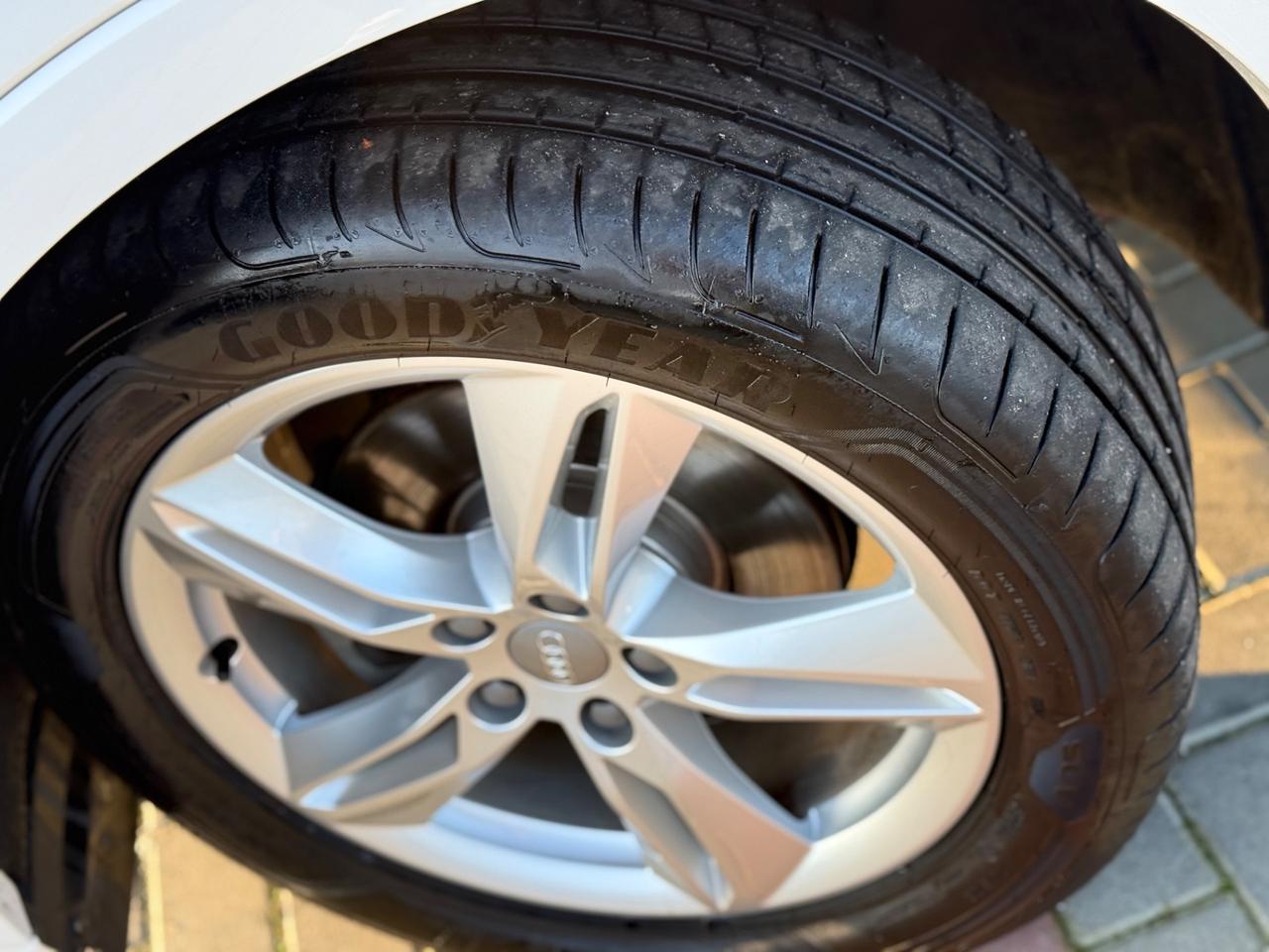 Audi Q3 2.0TDI 150CV quattro S tronic Sport