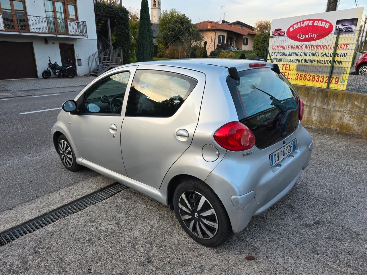 Toyota Aygo 1.0 12V VVT-i 5 porte Sol