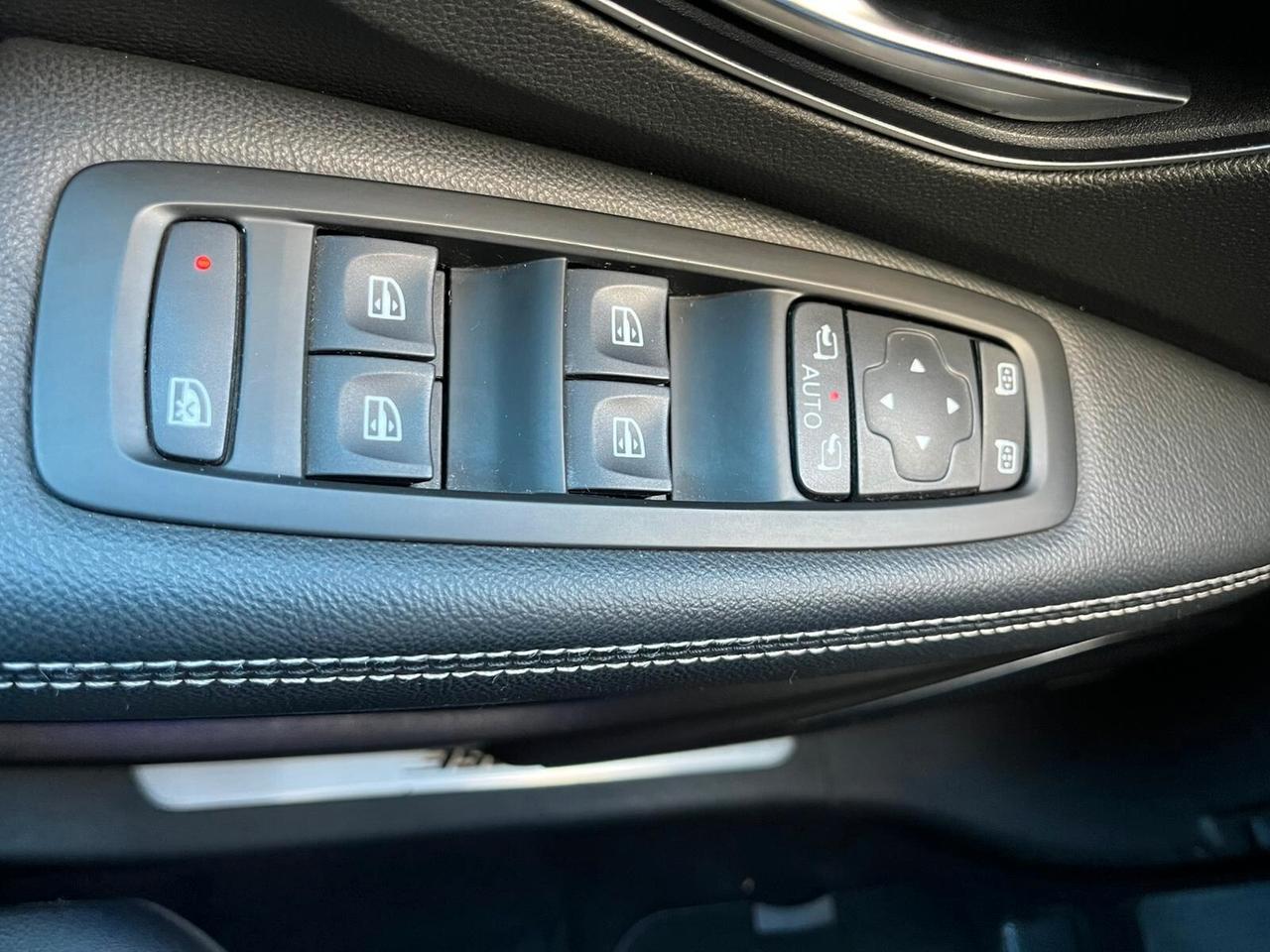 Renault Scenic Scénic dCi 8V 110 CV EDC Energy Bose STRA FULL