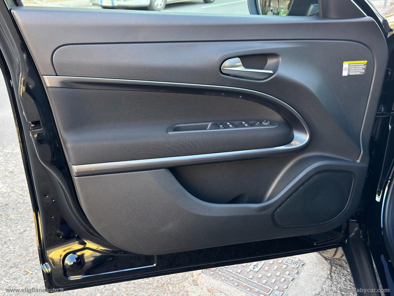FIAT 600 Hybrid 110 CV DCT MHEV Icon KM0