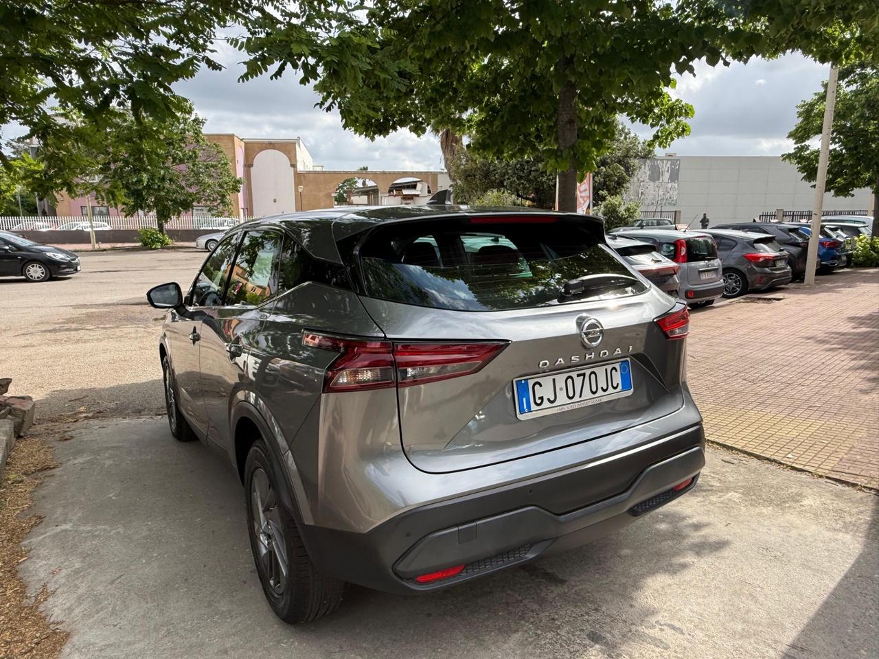 Nissan Qashqai KM 40.000! HYBRID