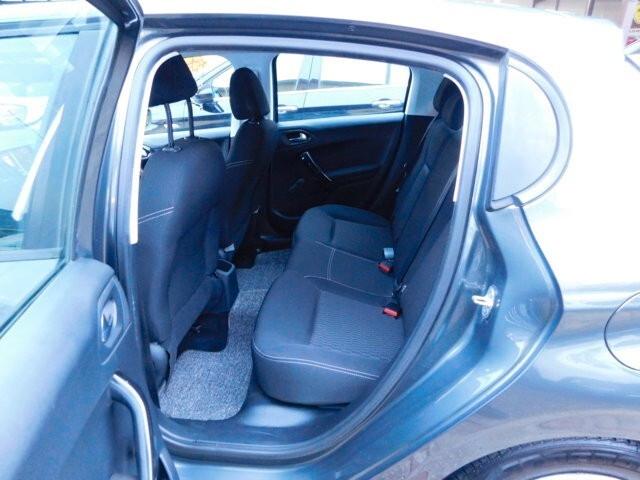 Peugeot 208 PureTech 68 5 porte Active