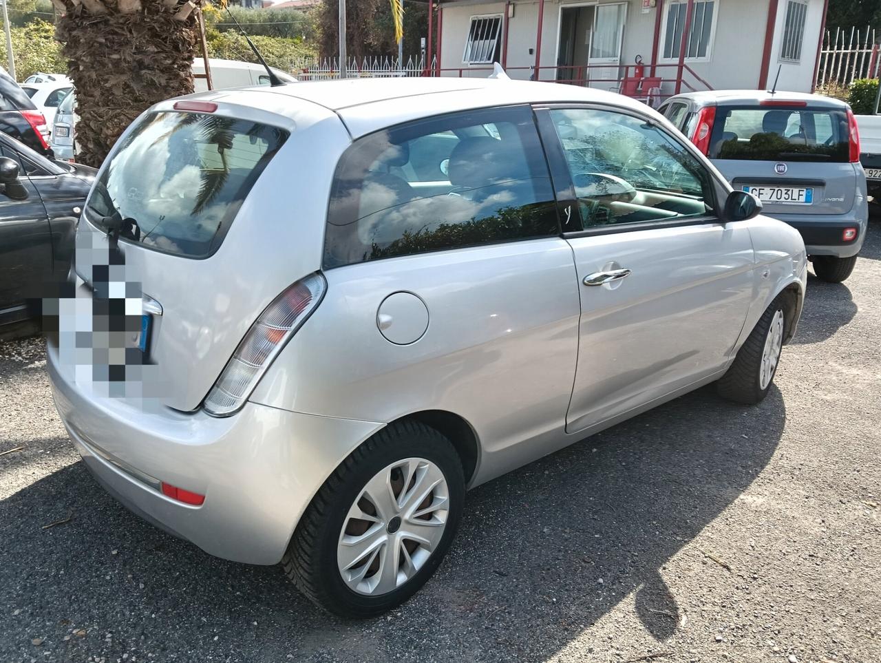 Lancia Ypsilon 1.2 Oro