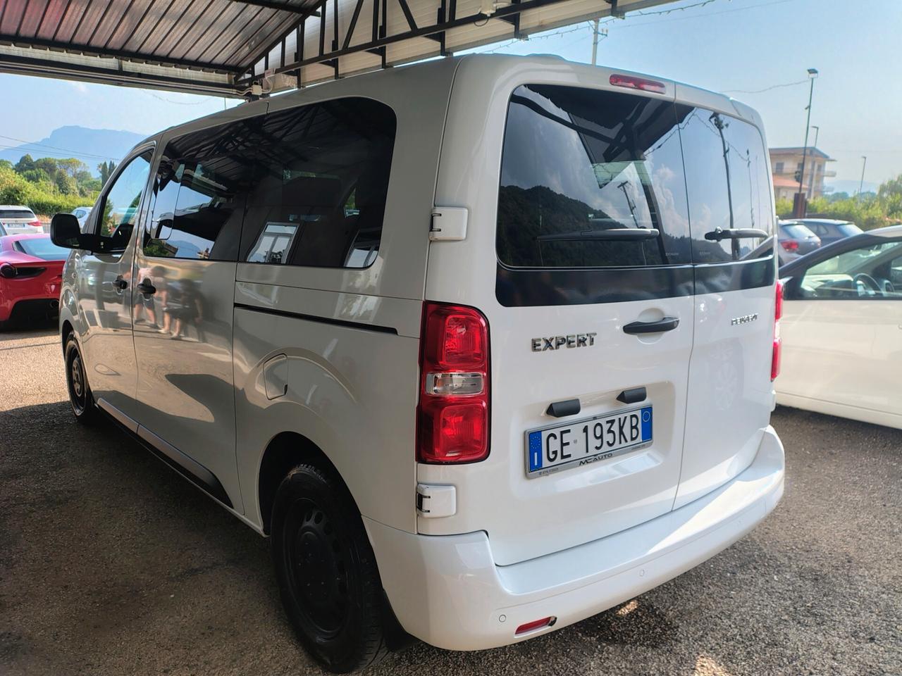 Peugeot Expert BlueHDi 140 S&S EAT8 PL-TN Combi Std.