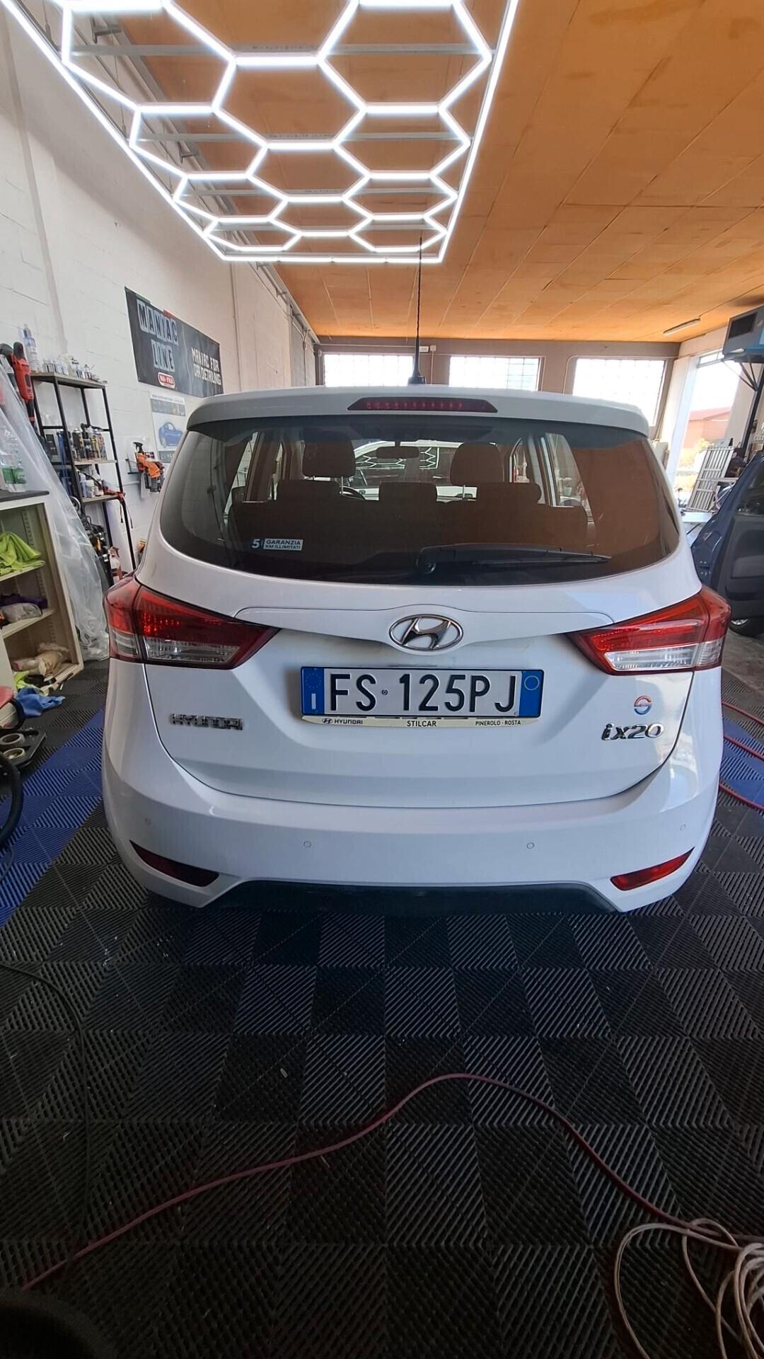 Hyundai iX20 1.4 CRDI 90 CV APP MODE