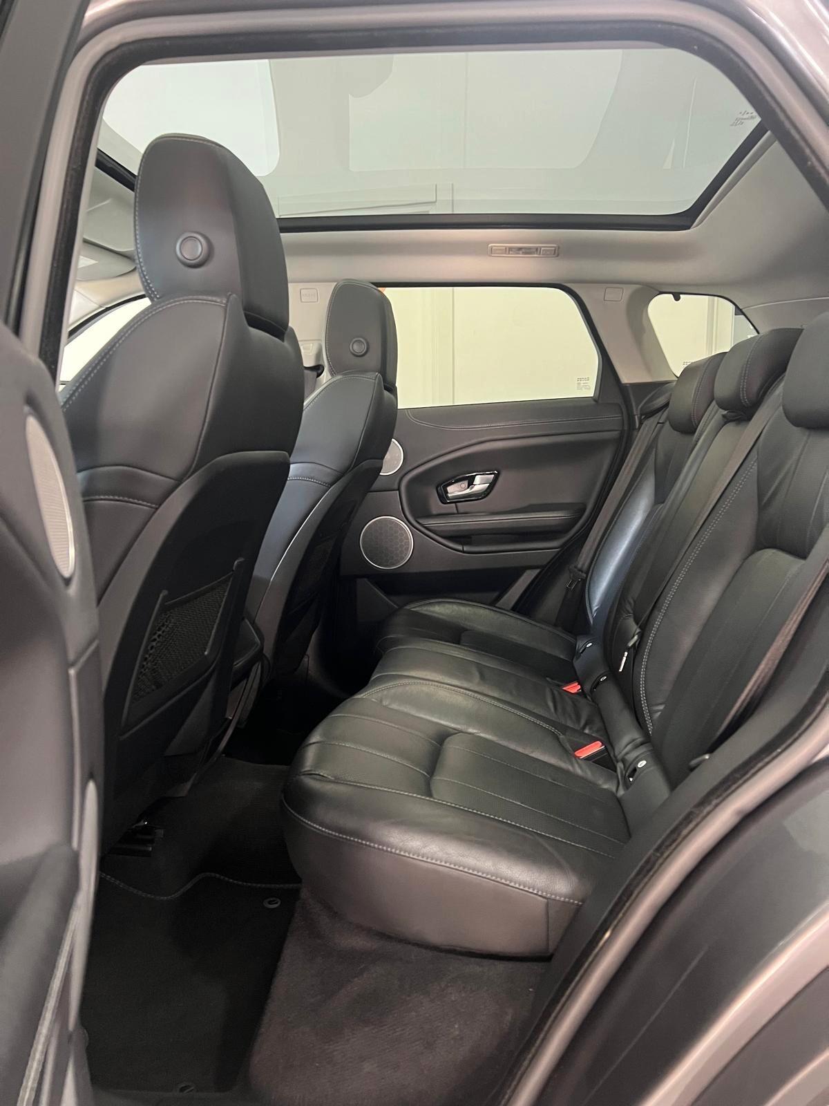 Land Rover Range Evoque 2.0 TD4 180 CV 5p. Autobiography