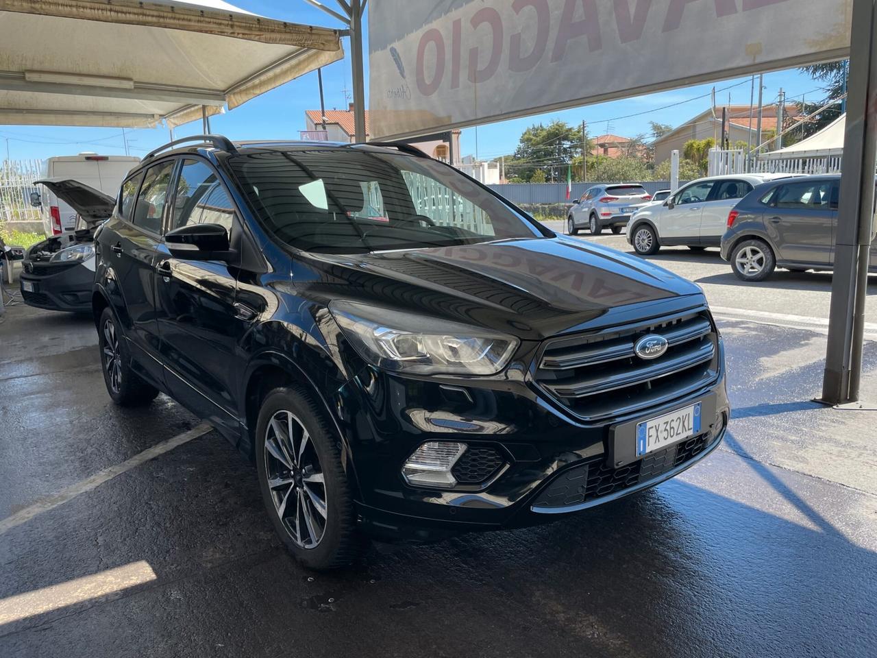 Ford Kuga 2.0 TDCI 150 CV S&S 4WD Powershift ST-Line