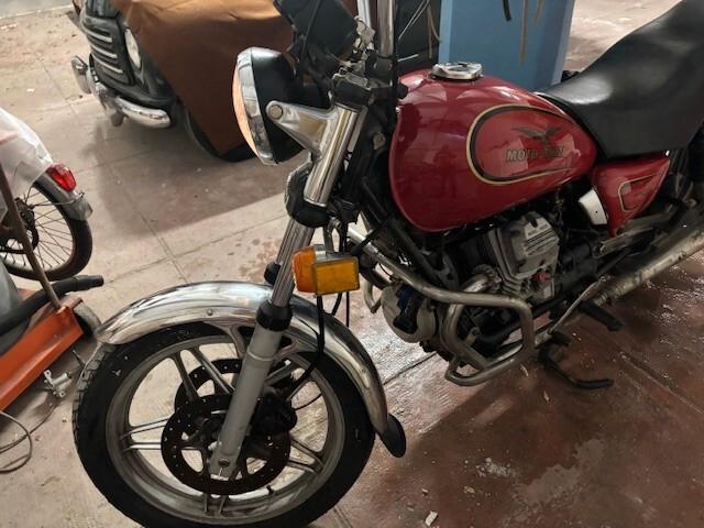 Moto Guzzi V35 ANCHE PERMUTA O SCAMBIO