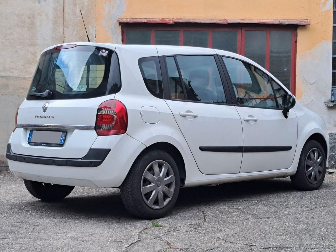 Renault Modus Grand 1.2 16V TCE Live