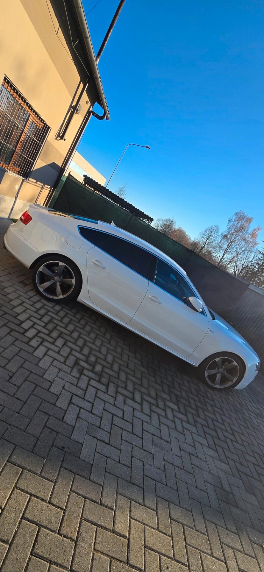 Audi A5 SPB 2.0 TFSI 211 CV quattro S line interno e esterno