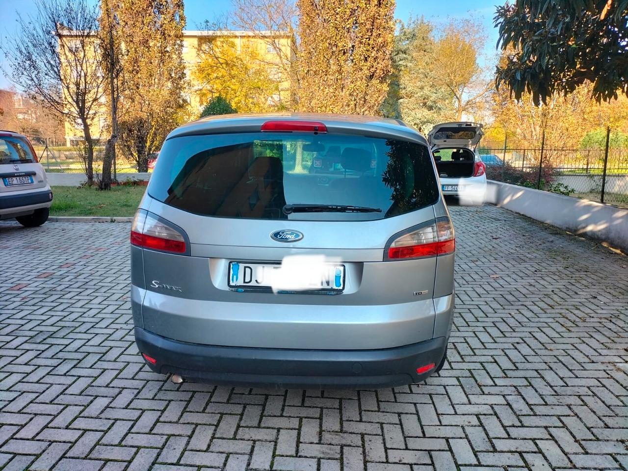 Ford S-Max 2.0 TDCi 140CV Titanium OK NEOPATENTATI