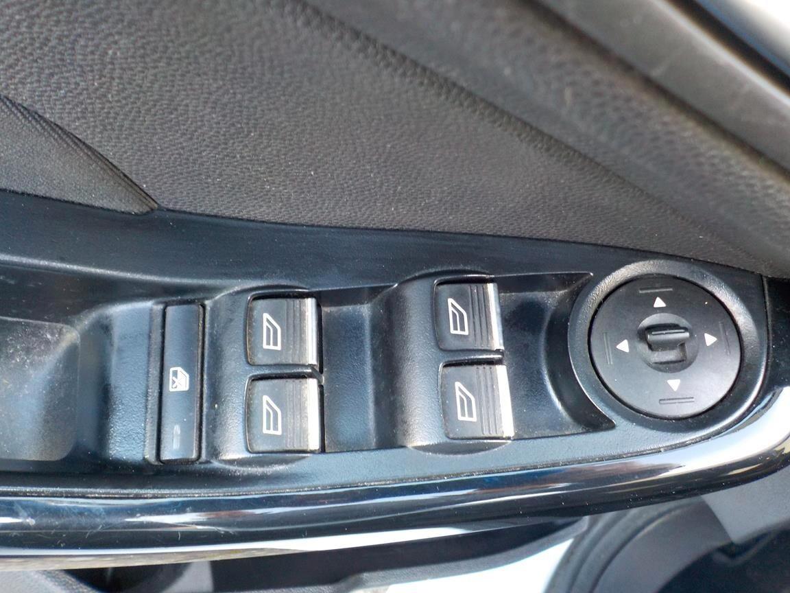 Ford Fiesta 1.5 TDCi 75CV 5 porte Titanium