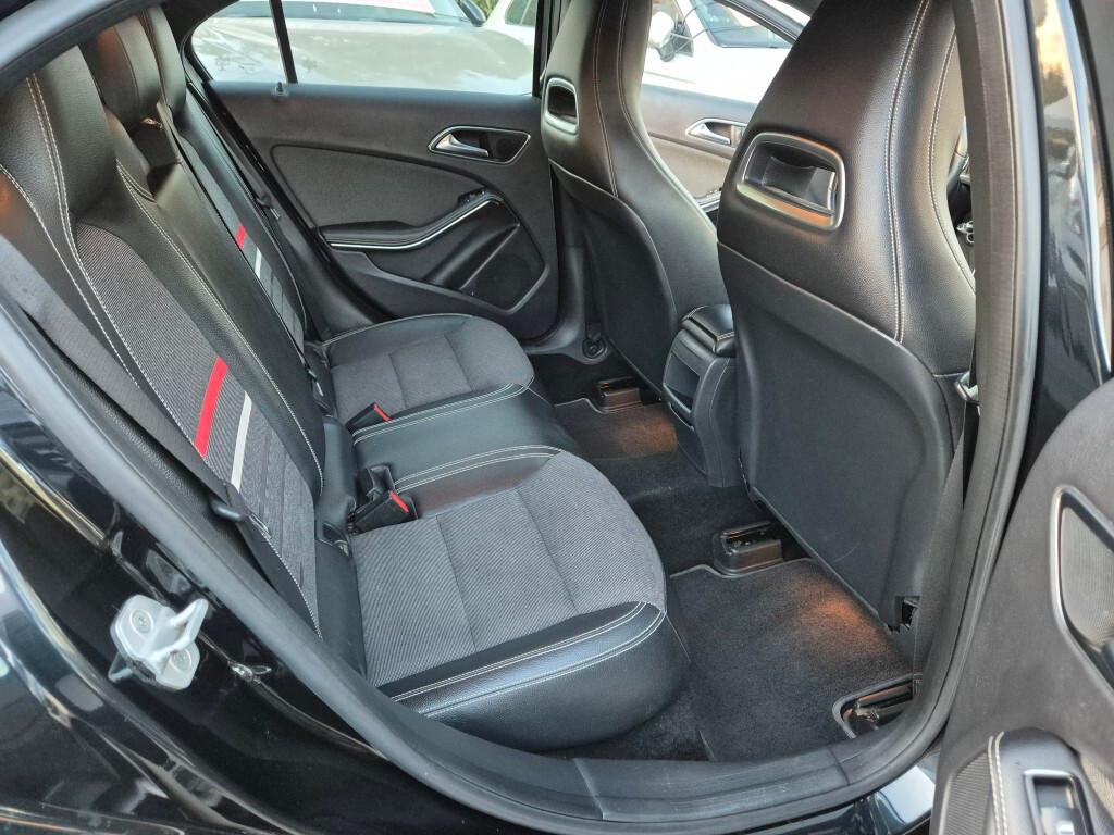 Mercedes A 180 d business 110cv