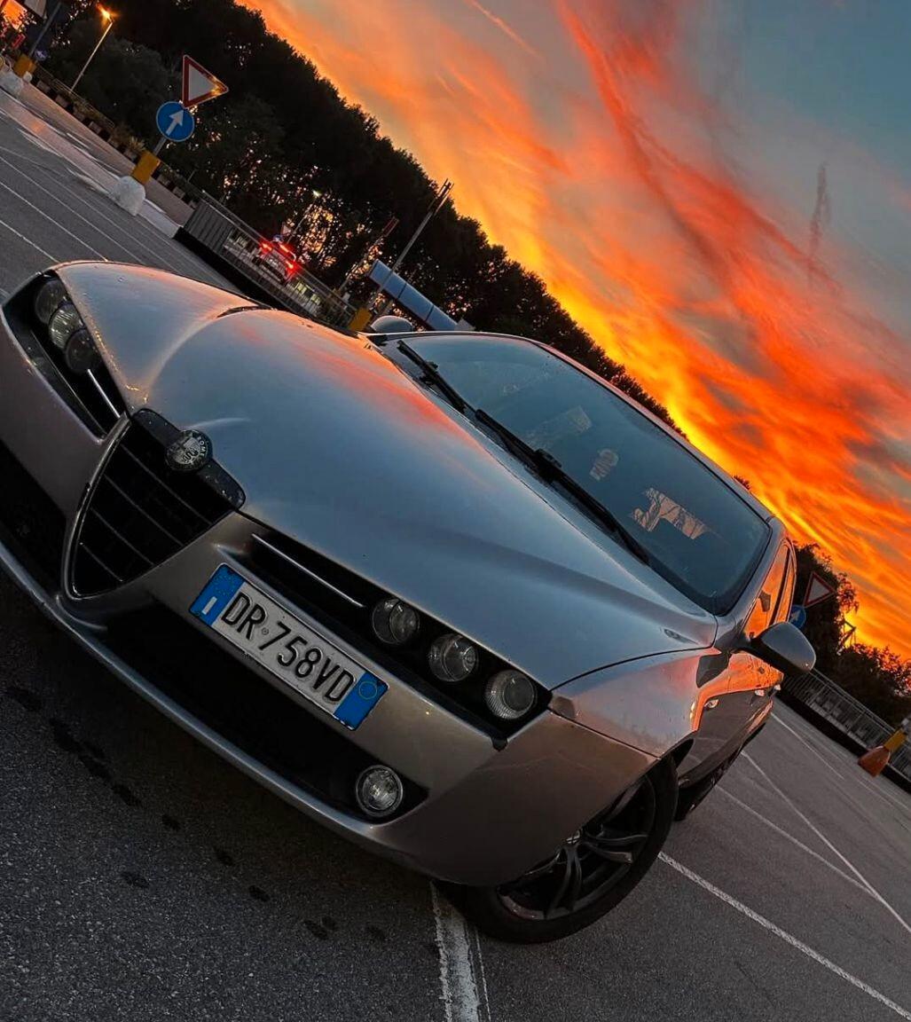 Alfa Romeo 159 1.9 JTDm 16V Sportwagon