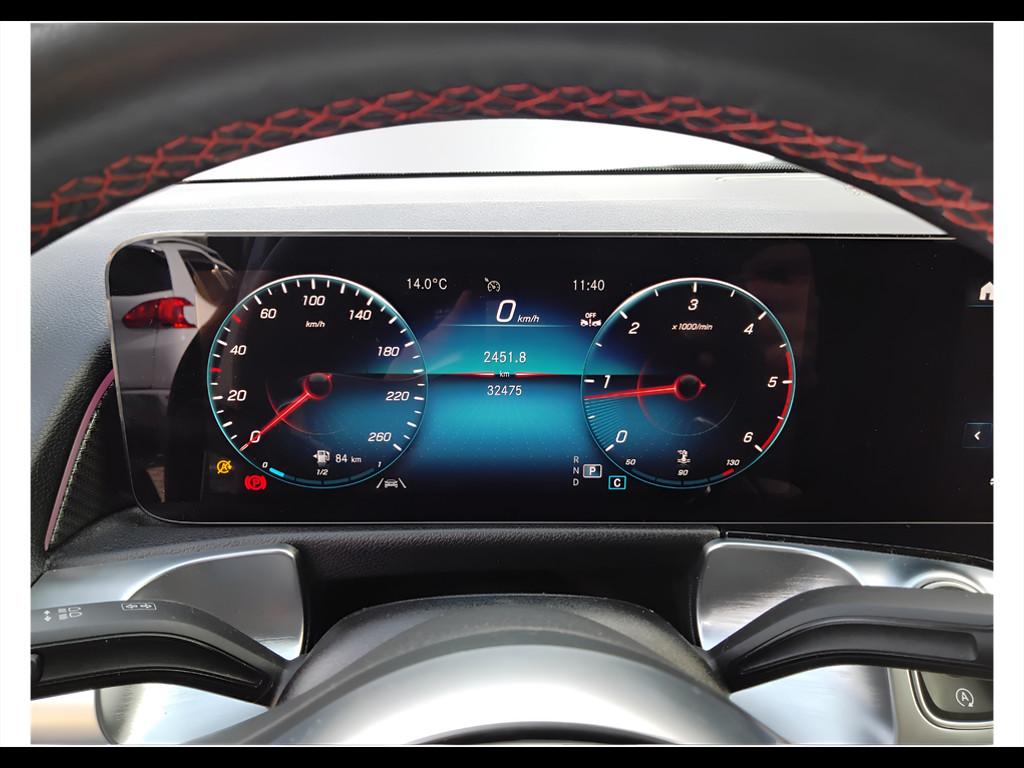 Mercedes-Benz GLB - X247 2019 - GLB 200 d Premium auto