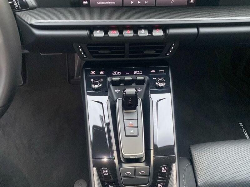 Porsche 911 911 Targa 4 GTS 541 CV (992.2)