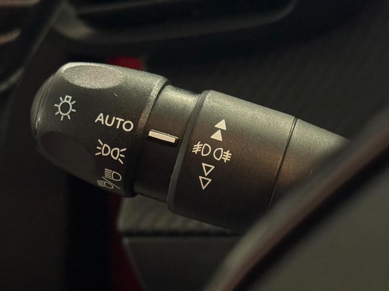 Peugeot 2008 DIESEL EURO 6 - 1.5 BlueHDi 100CV S&S Active