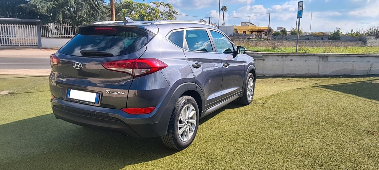 Hyundai Tucson 1.7 CRDi 115 cv XPossible 12/2016