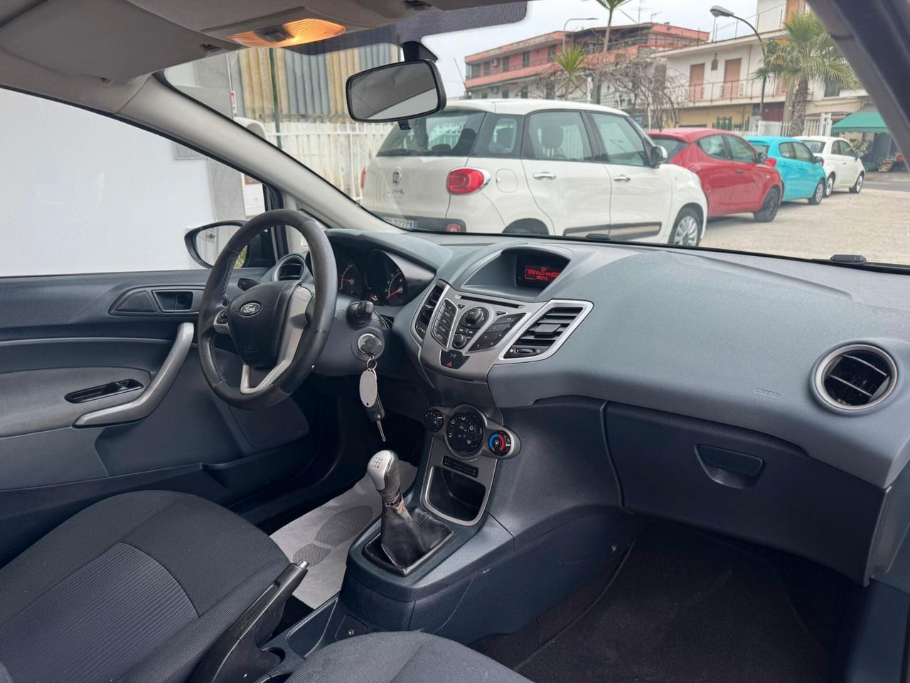 Ford Fiesta 1.4 TDCi 70CV 3 porte Titanium