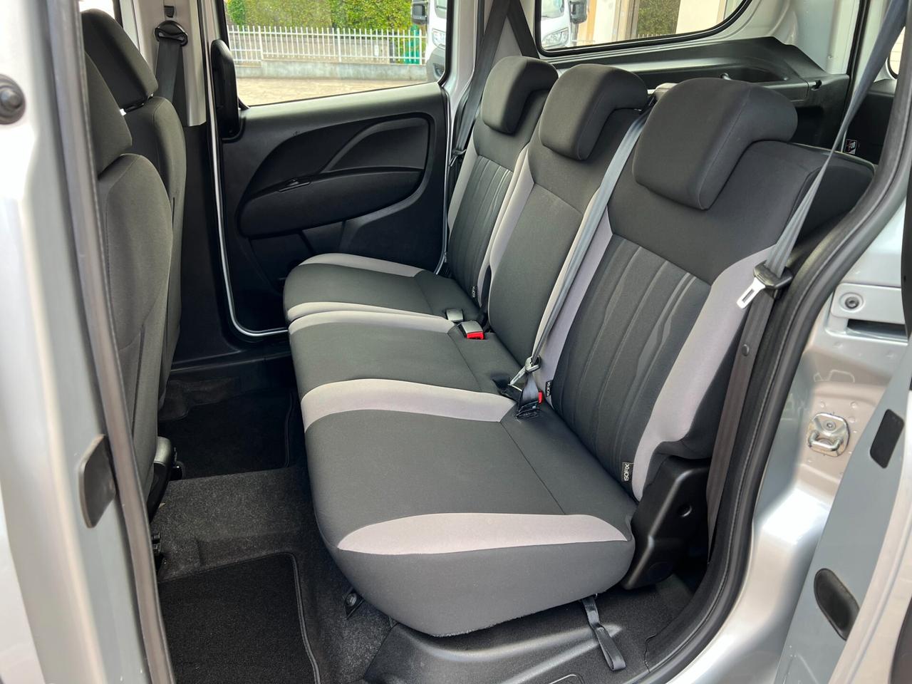 Fiat Doblo Maxi 1.6 MJT 120CV S&S Combi N1 5 Posti