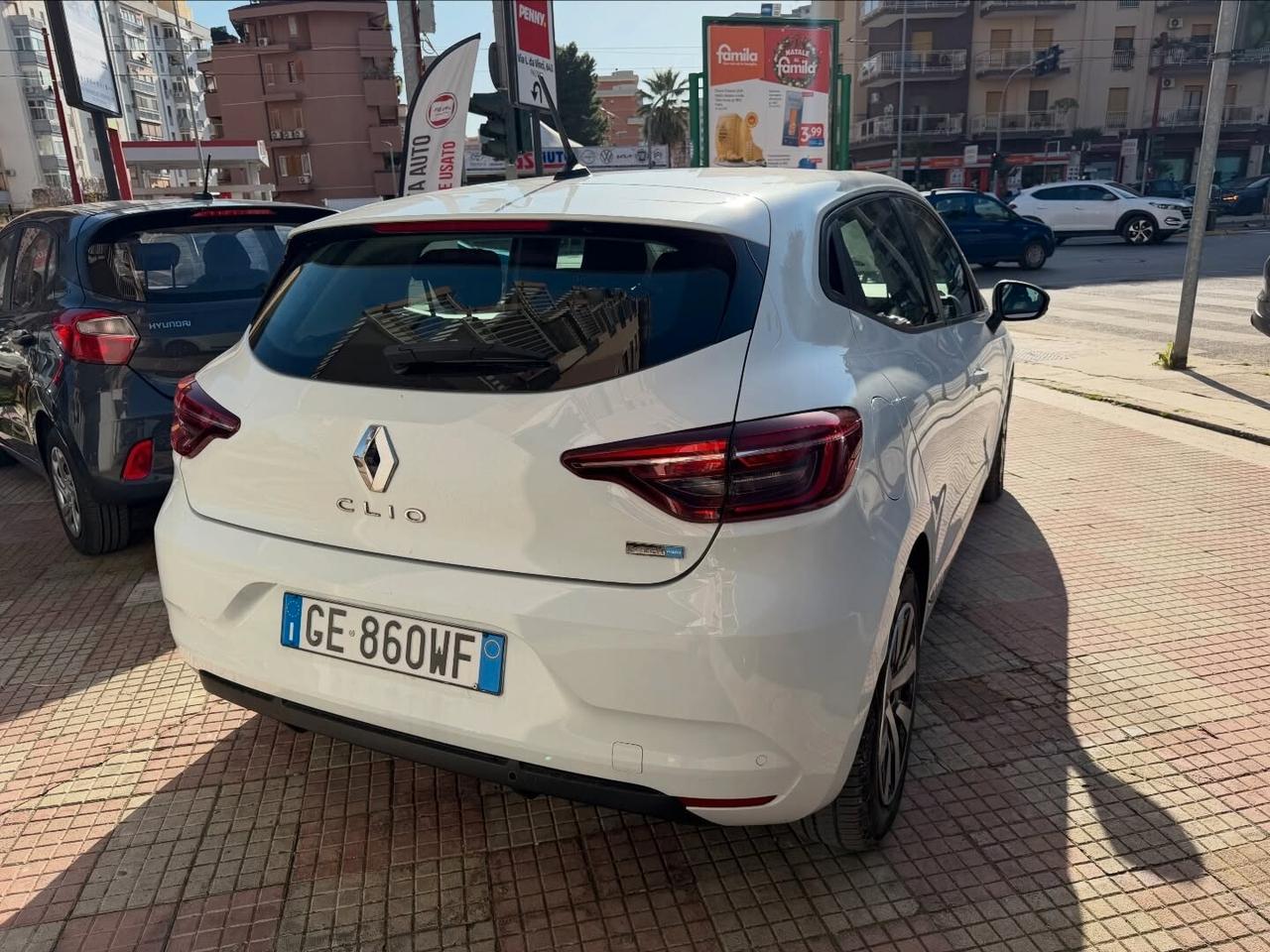 Renault Clio Full Hybrid E-Tech 140 CV 5 porte