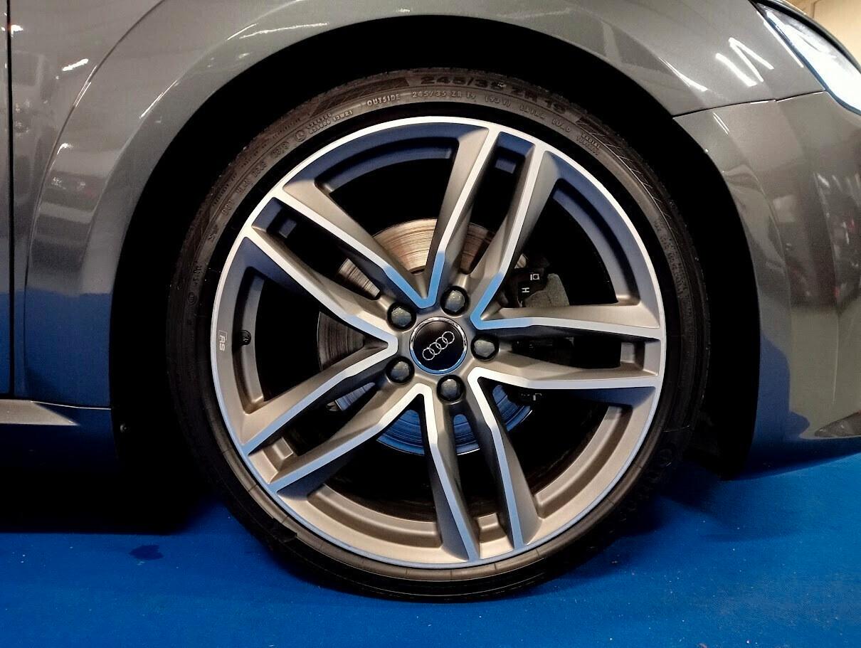 Audi TT ROADSTER 1.8 TFSI SLINE 19" MATRIX CABRIO S-LINE