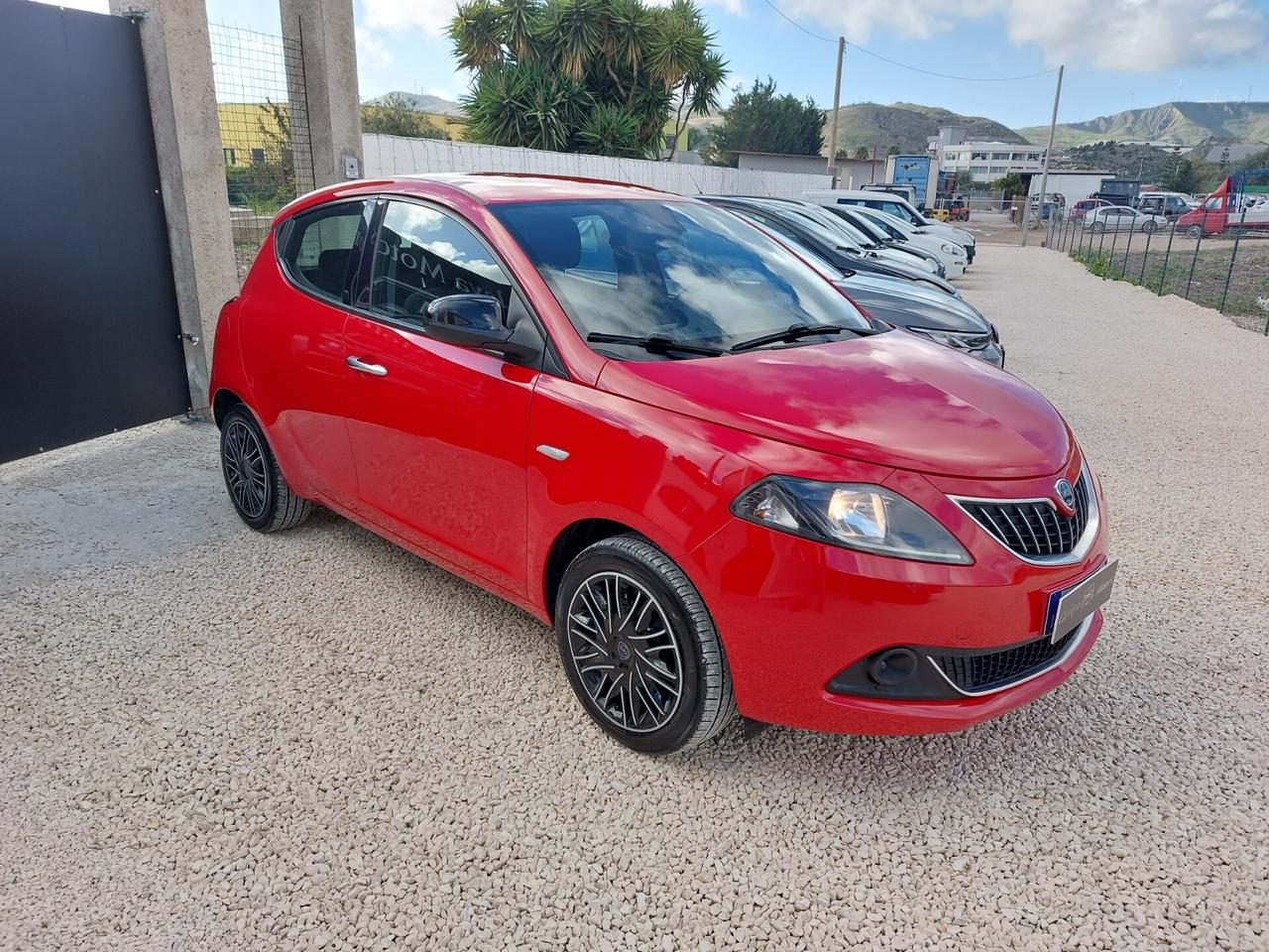 Lancia Ypsilon 1.0 Hybrid 70 CV Gold 2022