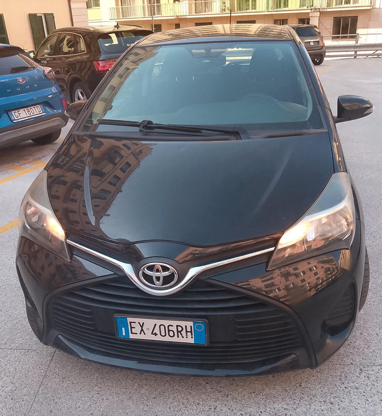Toyota Yaris 1.4 D-4D 5 porte Active