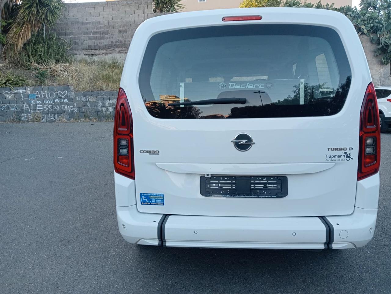 Opel Combo Life Pianale ribassato con rampa disabili in carrozzina