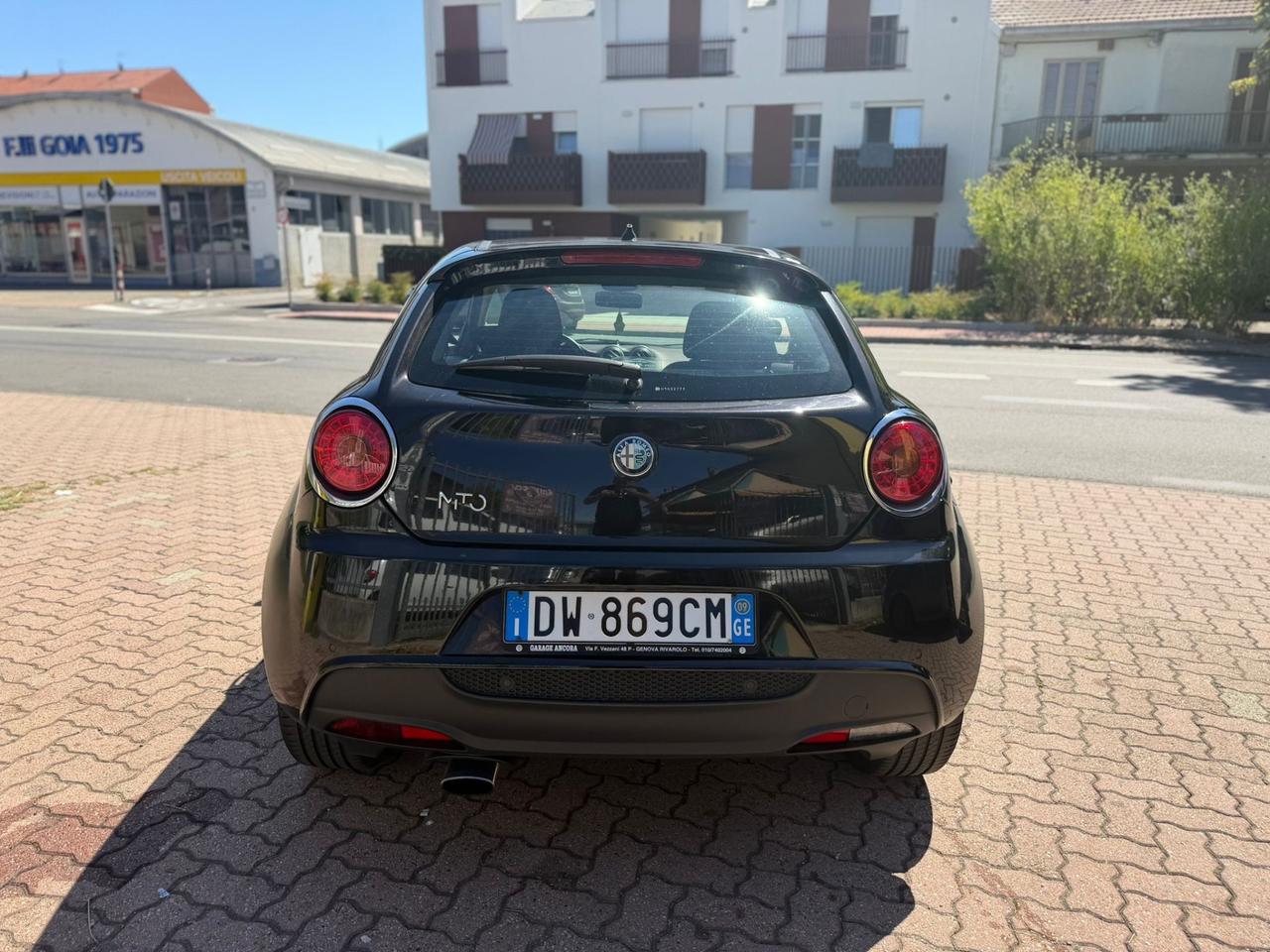 Alfa Romeo MiTo 1.6 JTDm 16V Distinctive Sport Pack