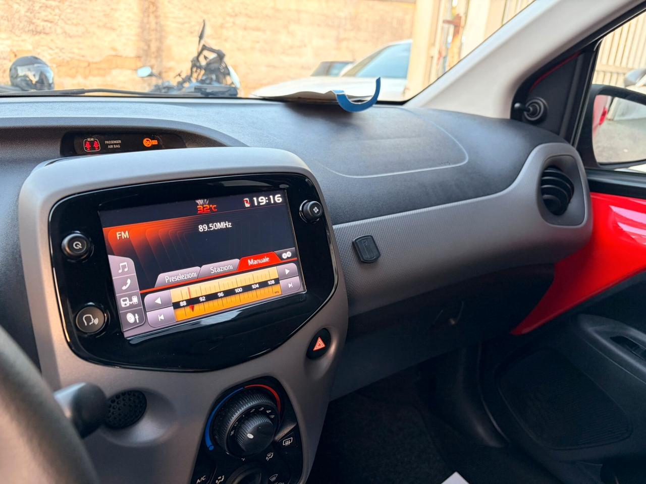 PEUGEOT 108 1.0 VTI 72CV 2018