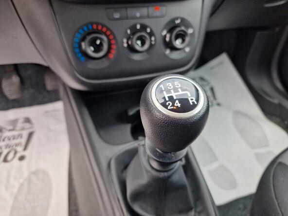 Fiat Punto 1.4 8V 5 porte Natural Power Street Metano