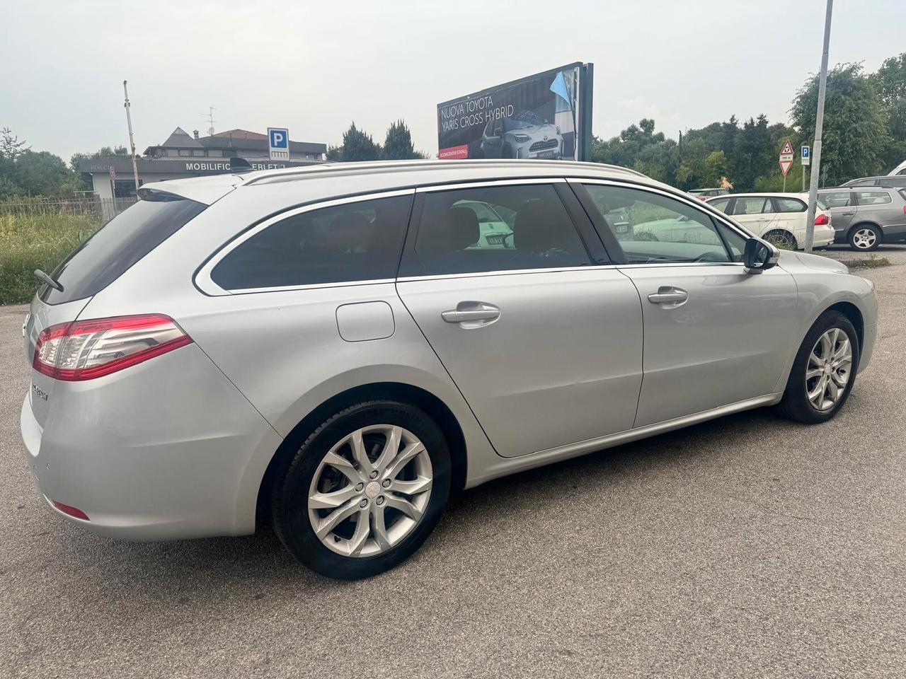 Peugeot 508 2.0 HDi 140CV SW Ciel Active