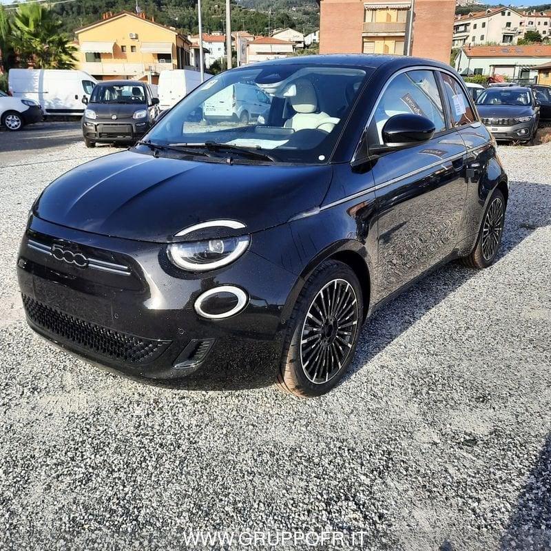 FIAT 500 La Prima Berlina 320 42 kWh