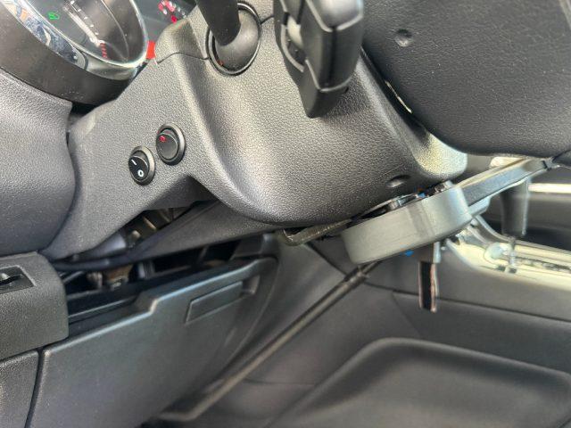 PEUGEOT 5008 cil. 2.0 HDi 163CV comandi Disabili