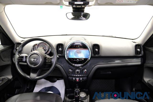 MINI Countryman 1.5 COOPER ESSENTIAL AUTOMATICA