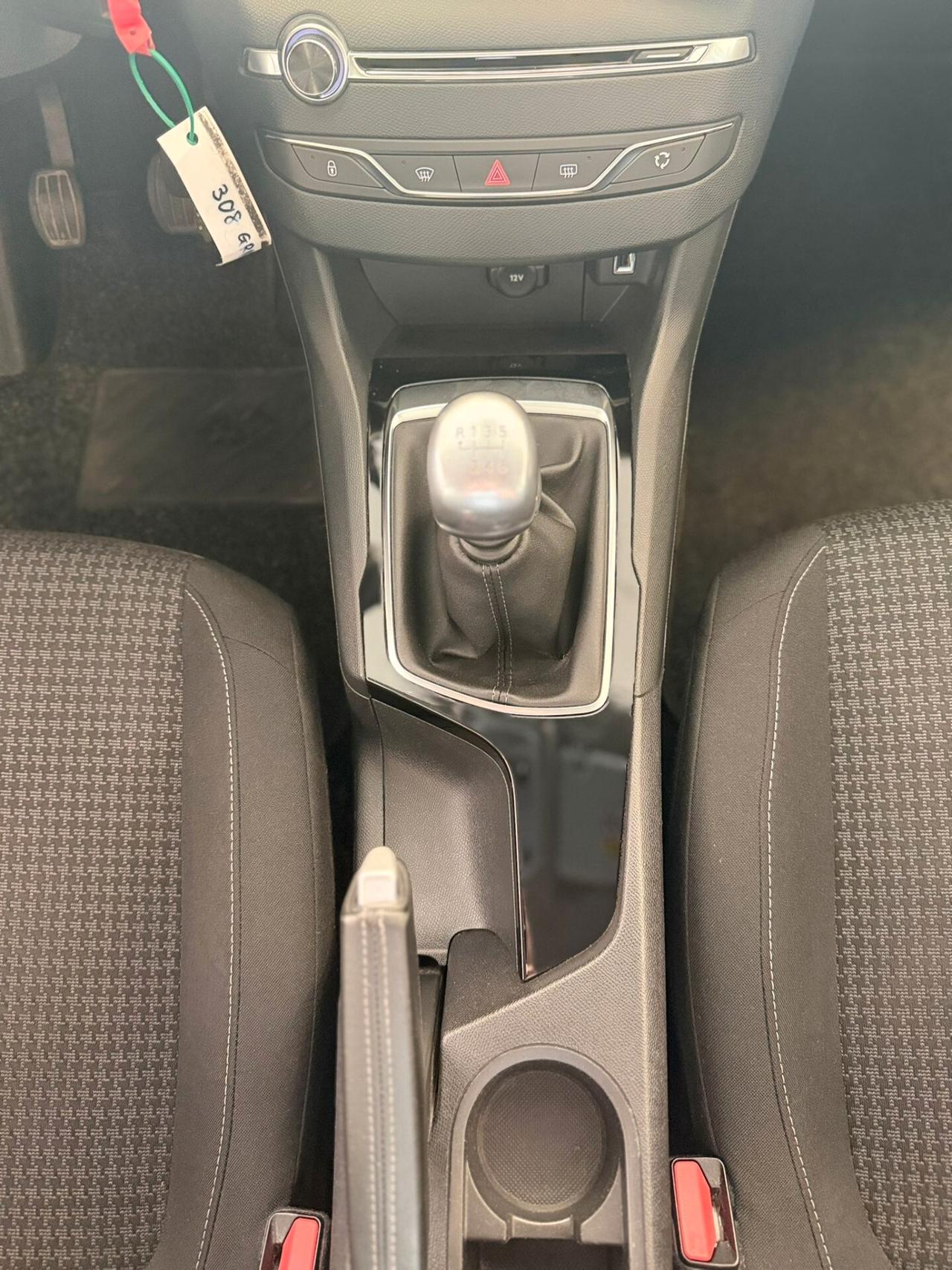 Peugeot 308 BlueHDi 130 S&S Active