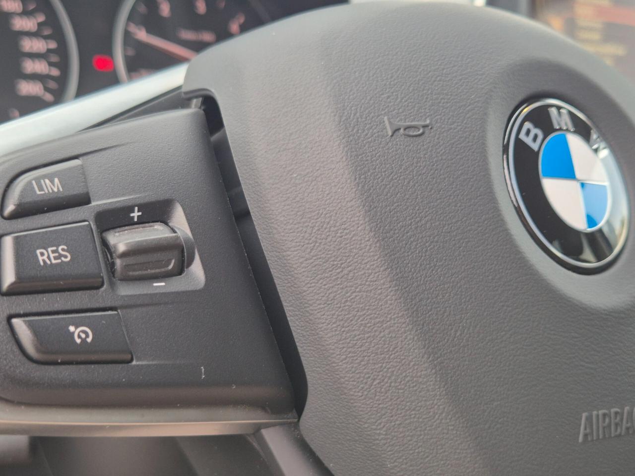 Bmw 218d 2er Active Tourer 218d Luxury 7 POSTI