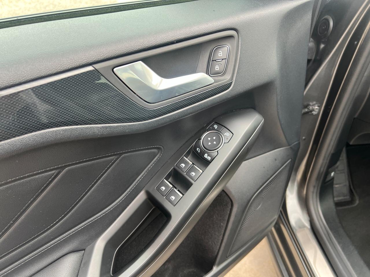 Ford Focus EcoBoost automatica ST-Line Prezzo Reale