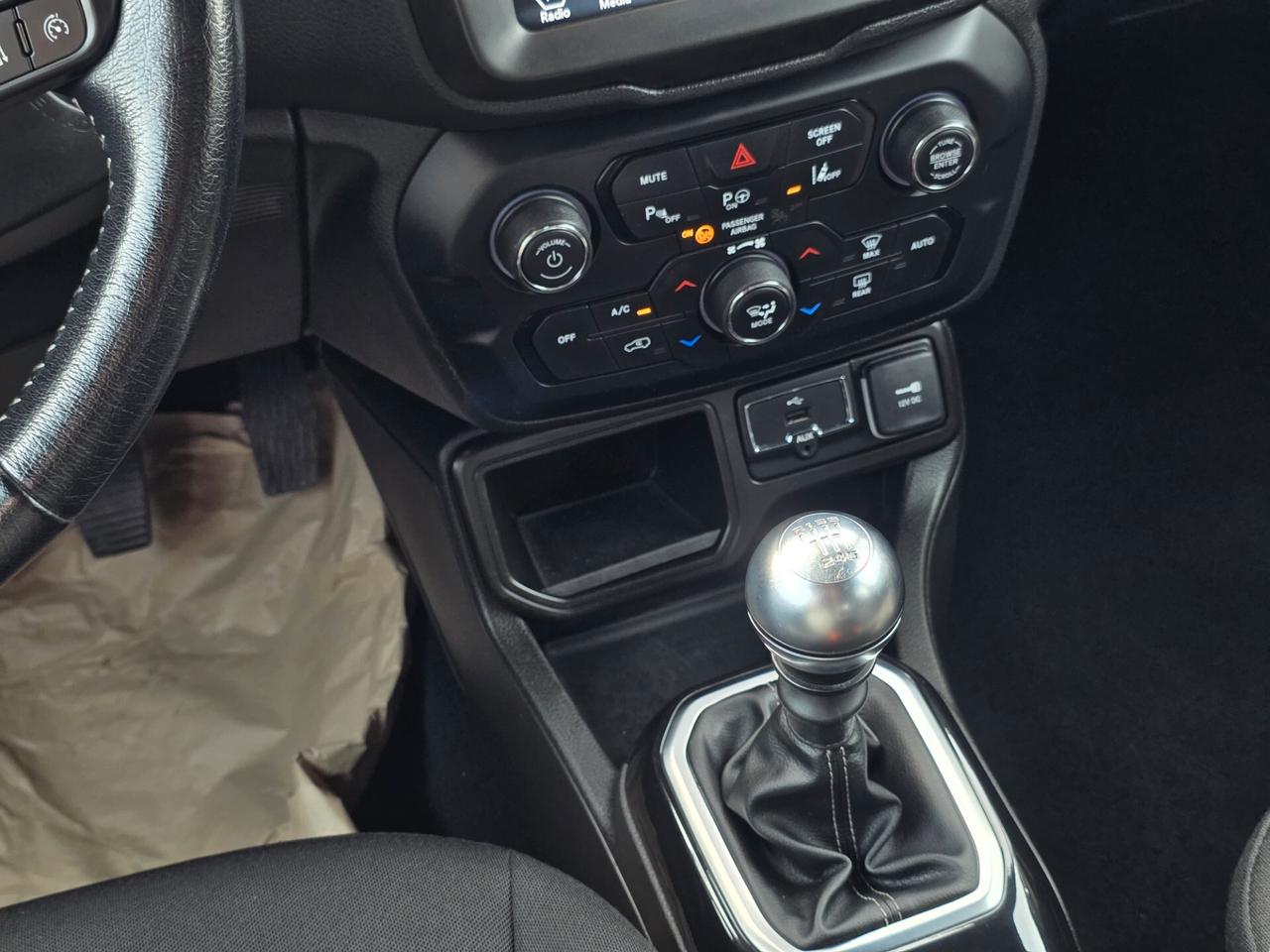 Jeep Renegade 1.0 T3 Limited PACK LED