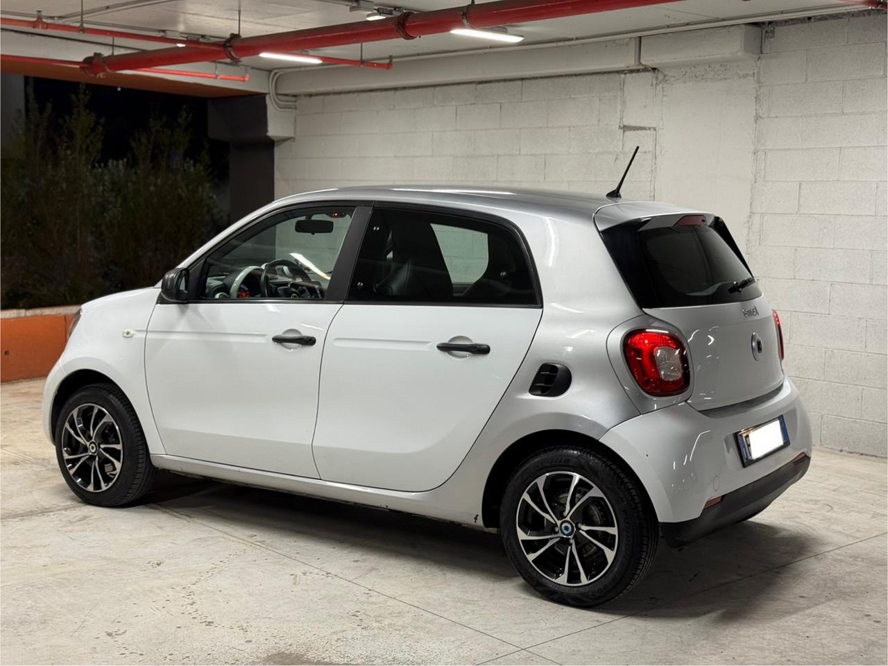 Smart ForFour 70 1.0 Youngster