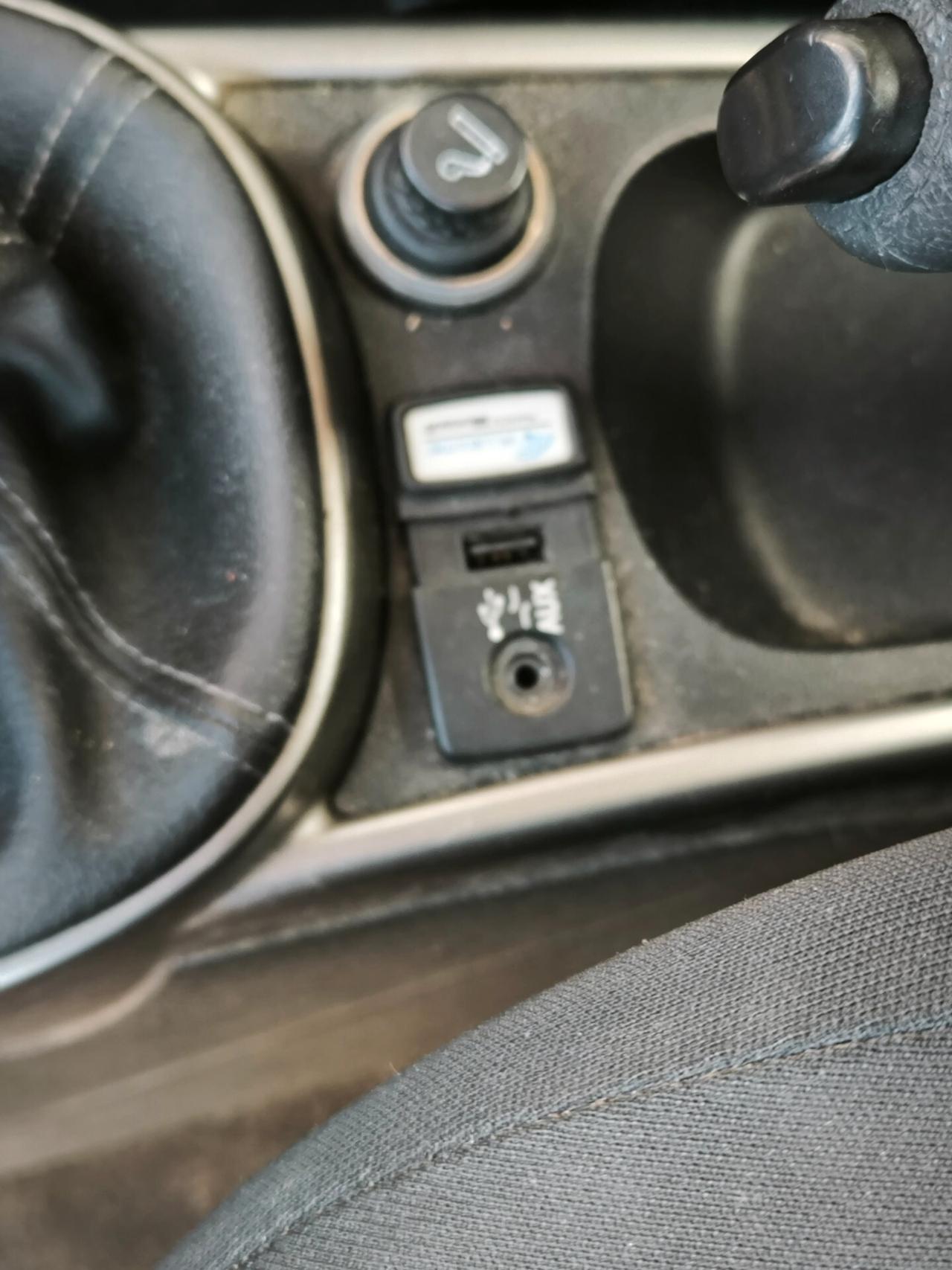 Alfa Romeo MiTo 1.3 JTDm-2 95 CV S&S Distinctive Sport Pack