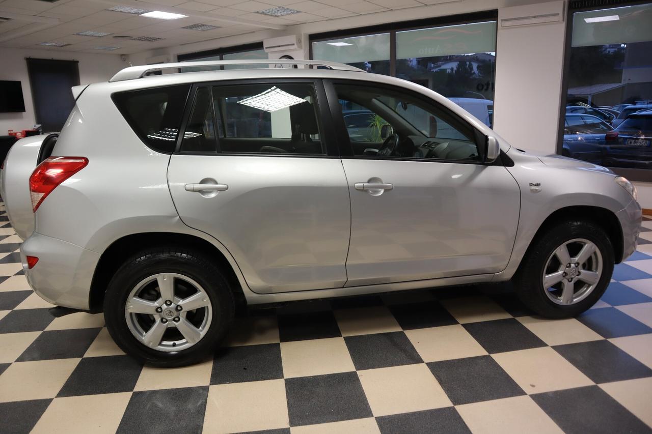 Toyota RAV 4 RAV4 2.2 D-4D 136 CV