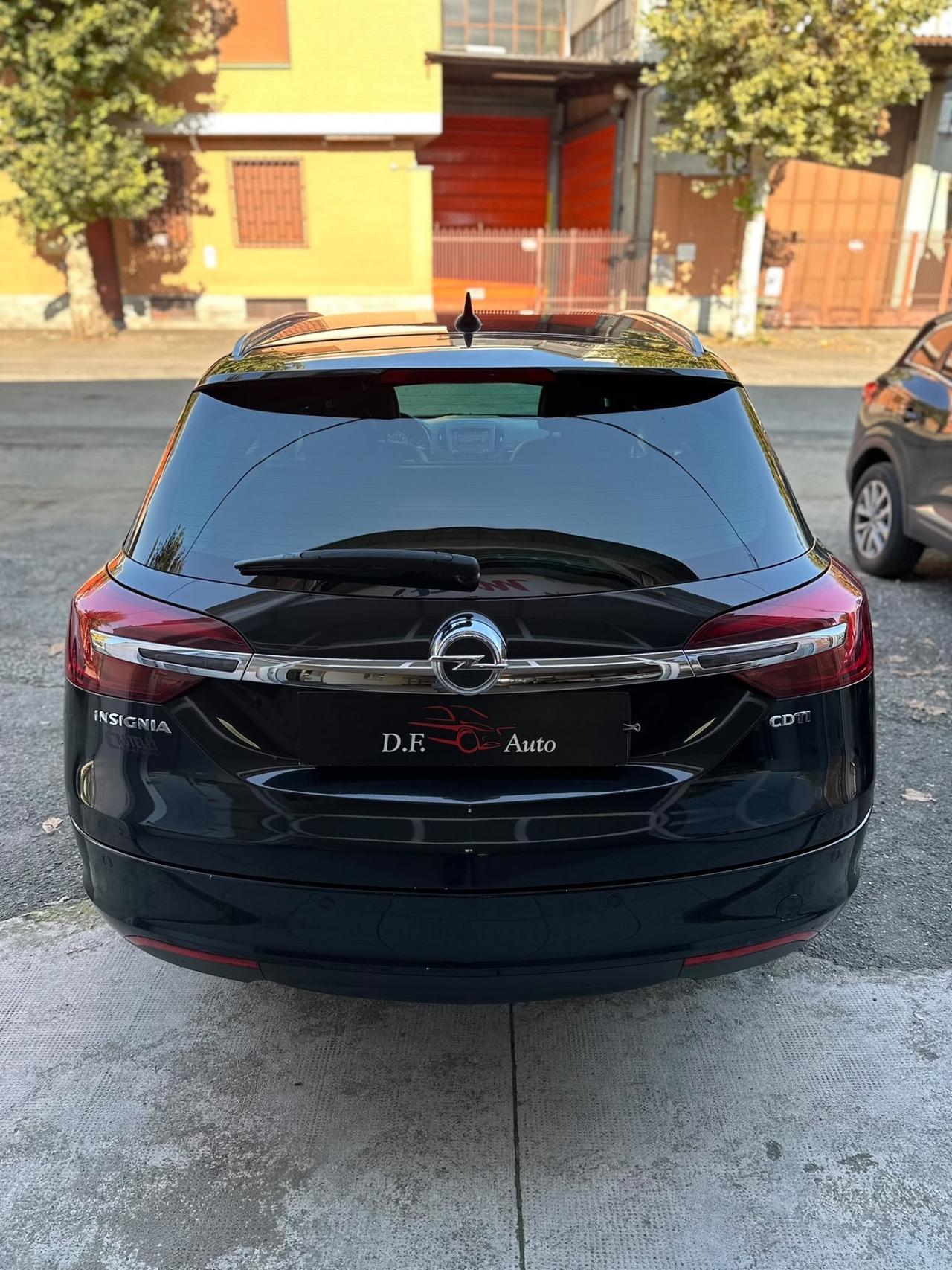 Opel Insignia 2.0 CDTI 163CV Sports Tourer aut. Cosmo Business