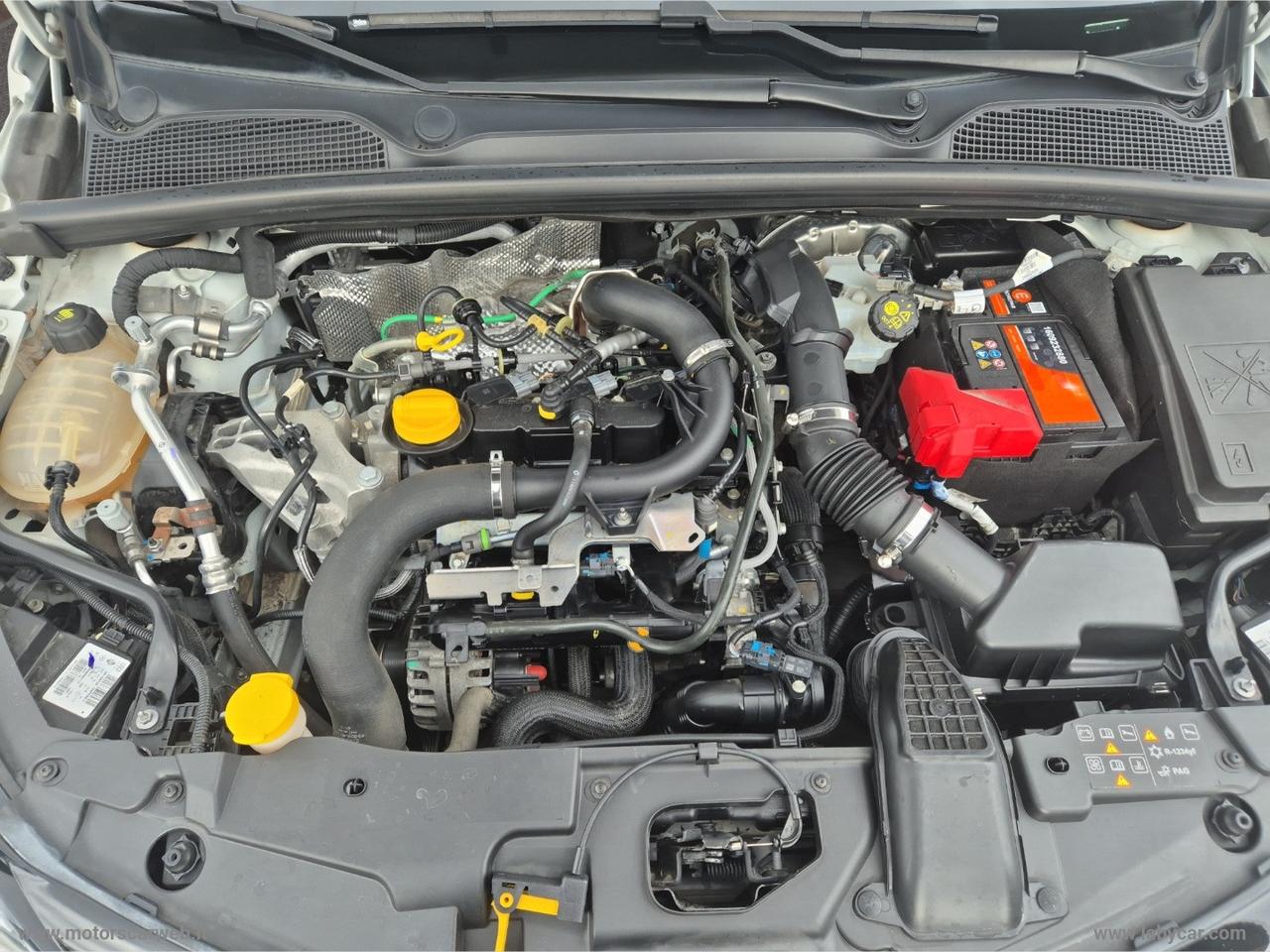 RENAULT Clio TCe 12V 100 CV 5p. Business