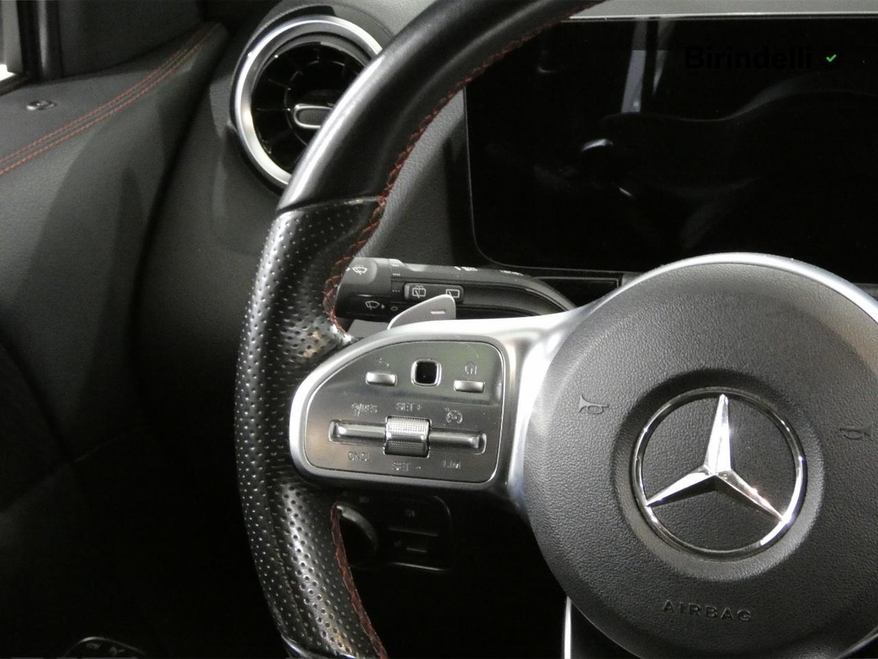 Mercedes-Benz GLA (H247) - GLA 200 d Automatic Premium
