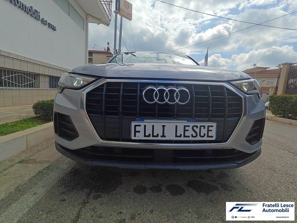 Audi Q3 35 2.0 tdi Business s-tronic (Pronta Consegna)